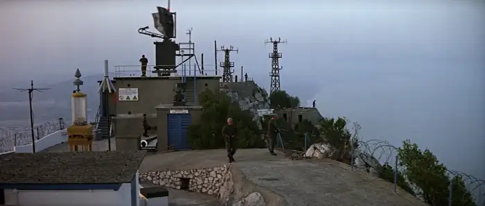 download the living daylights - james bond part 16 (1987) dual audio {hindi-english} 480p [300mb] | 720p [1.4gb] | 1080p [3gb] | 2160p [16gb]]