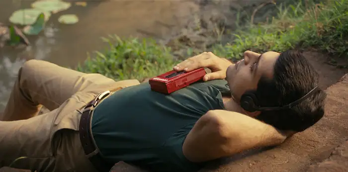 screenshot db13dd cobalt blue netflix original 2022