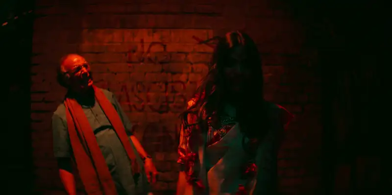 screenshot e0f5b0 tooth pari when love bites 2023