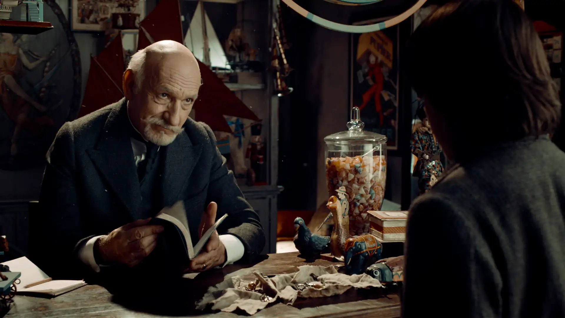 download hugo (2011) dual audio {hin-eng} 480p [400mb] | 720p [900mb] | 1080p [4.1gb] web-dl