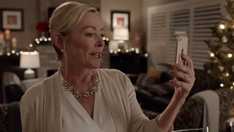 download christmas in love (2018) dual audio {hindi-english} 480p [300mb] | 720p [900mb] | 1080p [1.6gb]