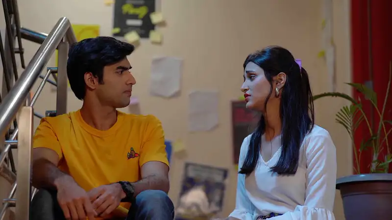 download poles apart (2021) season 1 hindi complete web series 480p | 720p web-dl