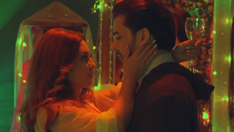 screenshot e92f3b 18 ratri ke yatri season 1