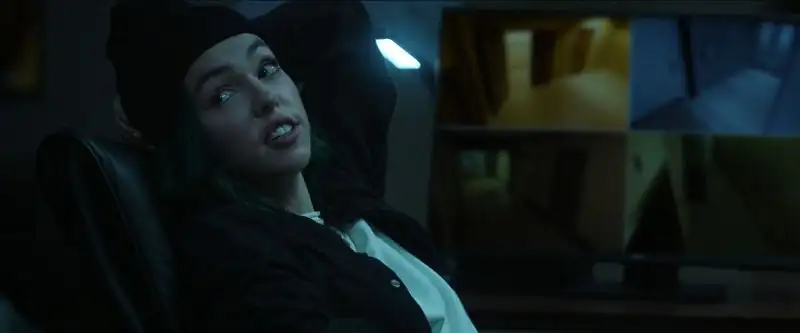 download cash out (2024) bluray dual audio {hindi-english} 480p [450mb] | 720p [910mb] | 1080p [1.6gb]