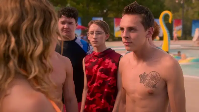 download cobra kai - netflix original (2022) season 5 dual audio {hindi-english} 480p | 720p | 1080p web-dl