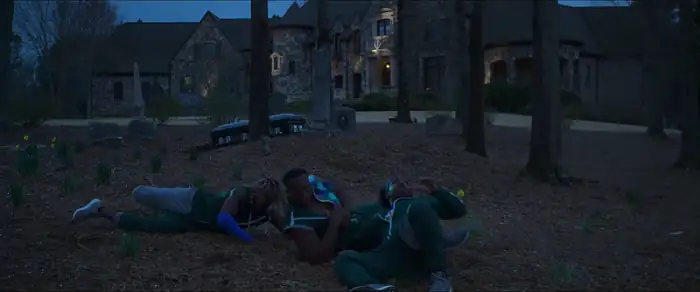 download escape the undertaker (2021) dual audio {hindi-english} 480p [250mb] | 720p [750mb] | 1080p [2gb]