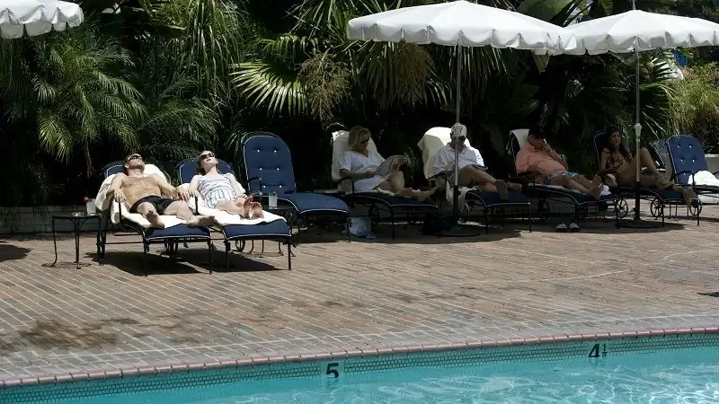 download somewhere (2010) bluray dual audio {hindi-english} 480p [360mb] | 720p [900mb] | 1080p [2.1gb]