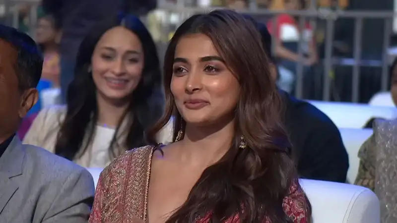 download umang (2022) hindi full awards show web-dl 480p [550mb] | 720p [1.8gb] | 1080p [3.9gb]