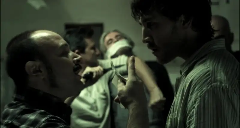 download cell 211 (2009) dual audio {hindi-english} bluray 480p [350mb] | 720p [1gb] | 1080p [2.1gb]