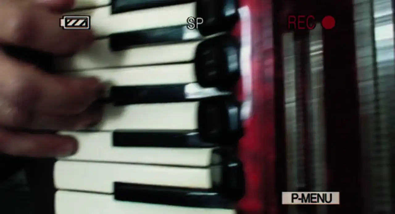 download mr. bean's holiday (2007) dual audio {hindi-english} full movie 480p [300mb] | 720p [800mb]