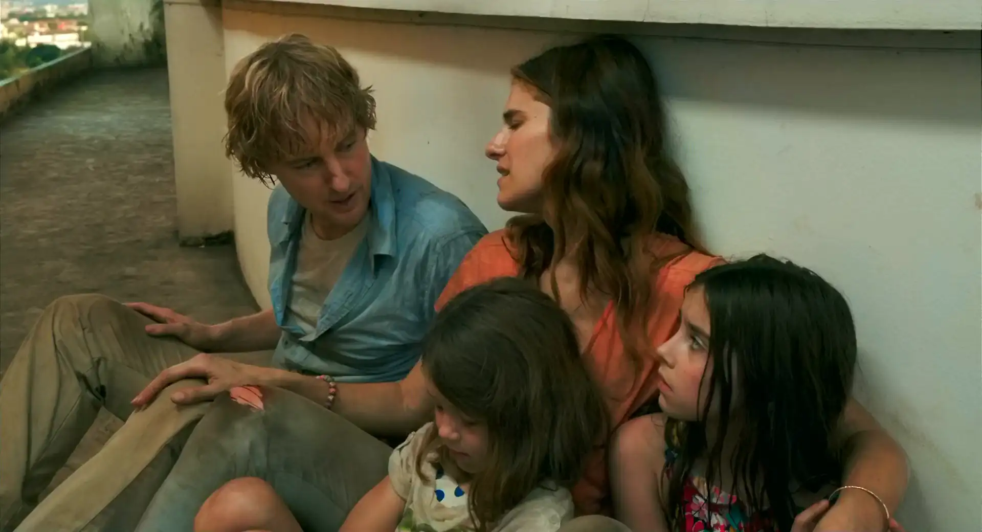 download no escape (2015) dual audio hindi 480p [350mb] | 720p [850mb] | 1080p [1.5gb] bluray