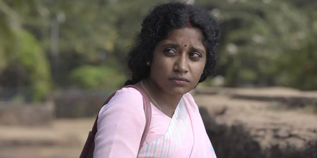 screenshot fe741c serious men 2020